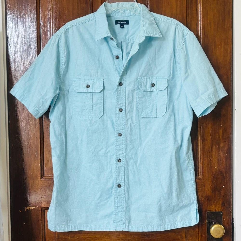 Light Blue Two Pocket Utility Shirt Short Sleeve Men’s L